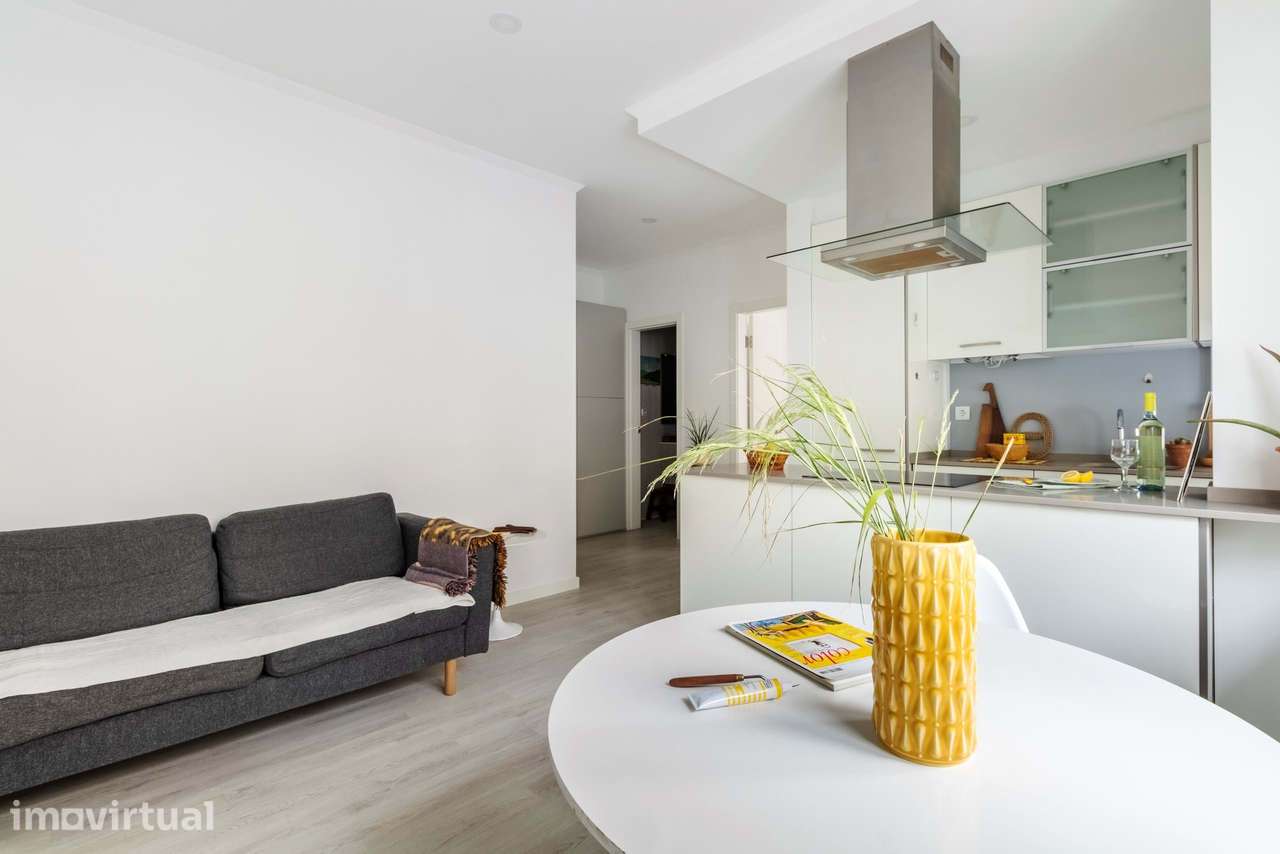 Apartamento T1 em Campo de Ourique – Renovado - Grande imagem: 3/25