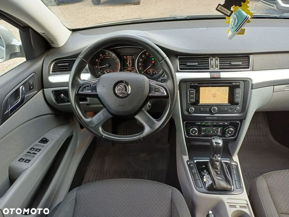 Skoda Superb 2.0 TSI DSG Elegance - 26