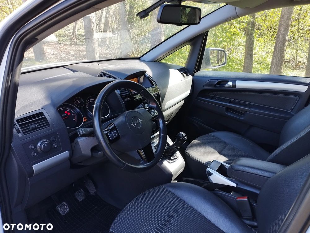 Opel Zafira 1.7 CDTI Sport - 21