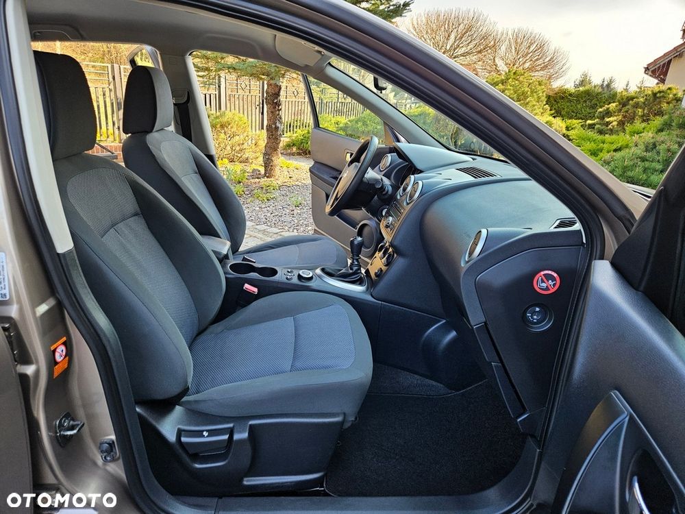 Nissan Qashqai - 11