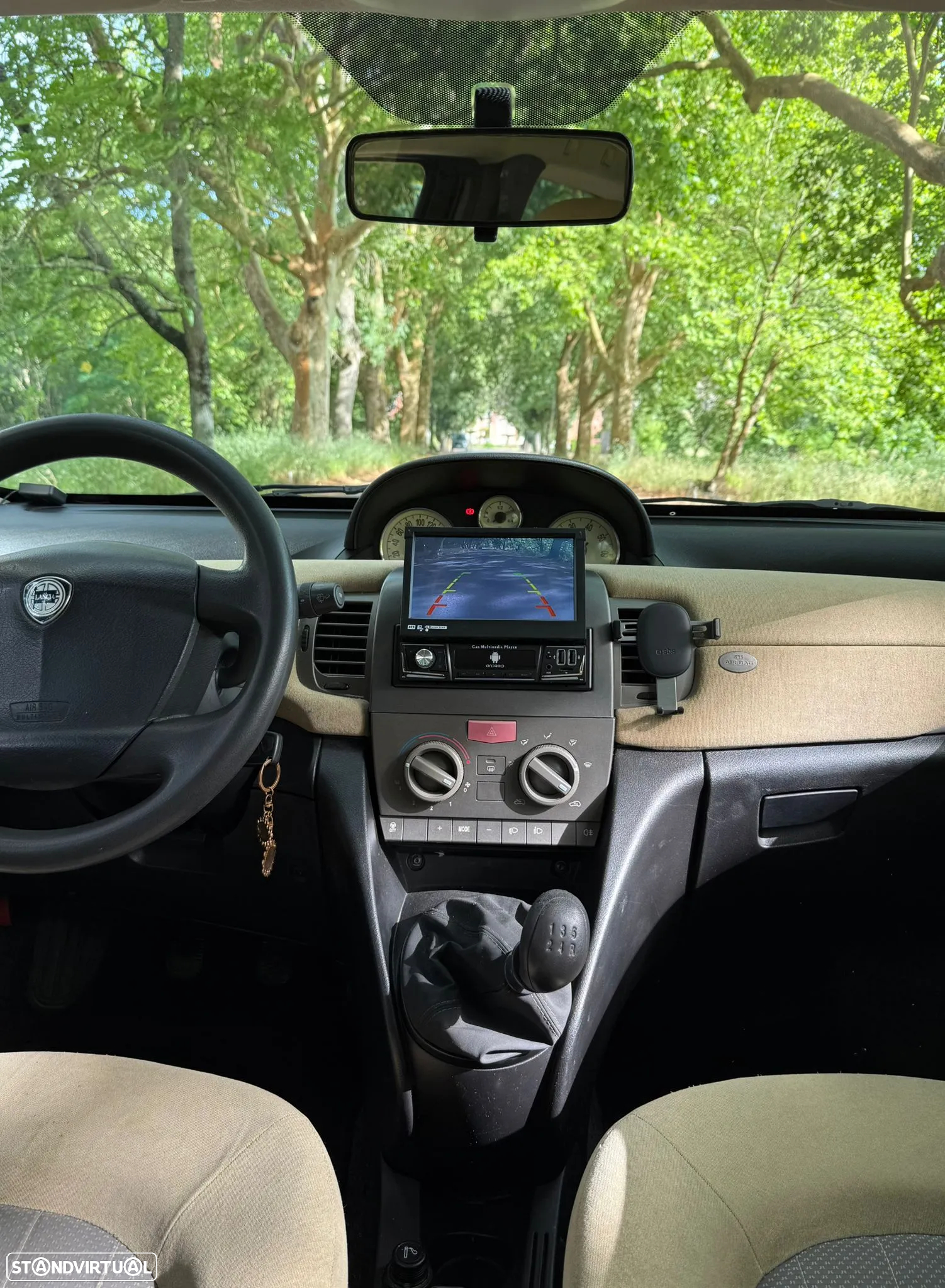 Lancia Ypsilon 1.2 Argento 5 - 10