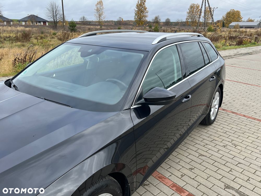 Skoda Superb 2.0 TDI Sportline - 18