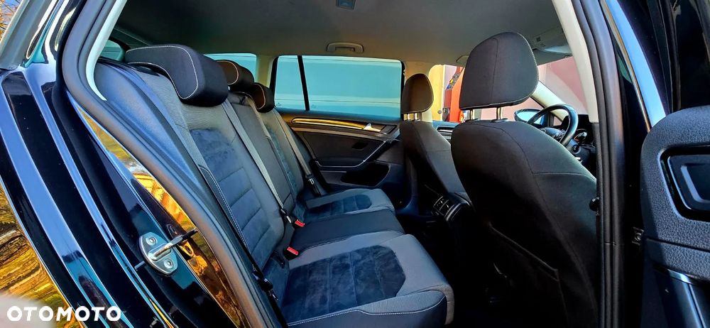 Volkswagen Golf Variant 1.6 TDI BlueMotion Technology Comfortline - 19