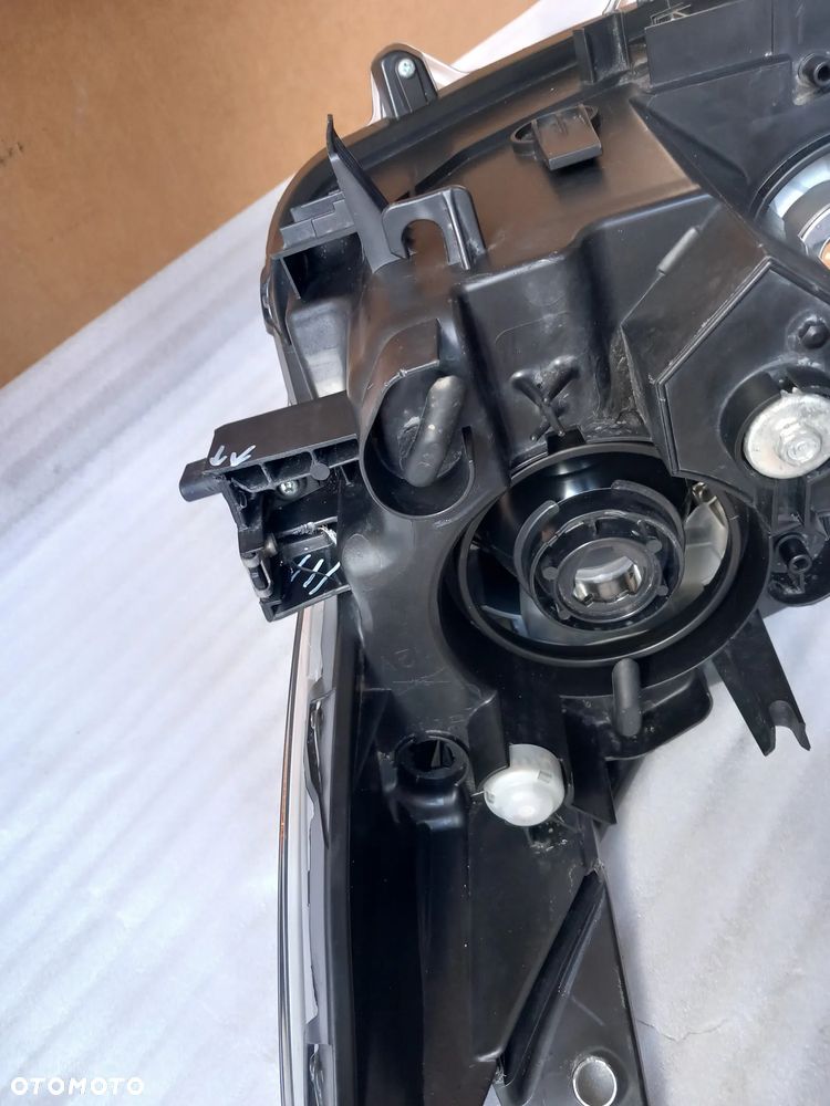 Lampa MAZDA 3 lift 2016- przód/ przednia prawa USA Warszawa Mazowieckie - 26