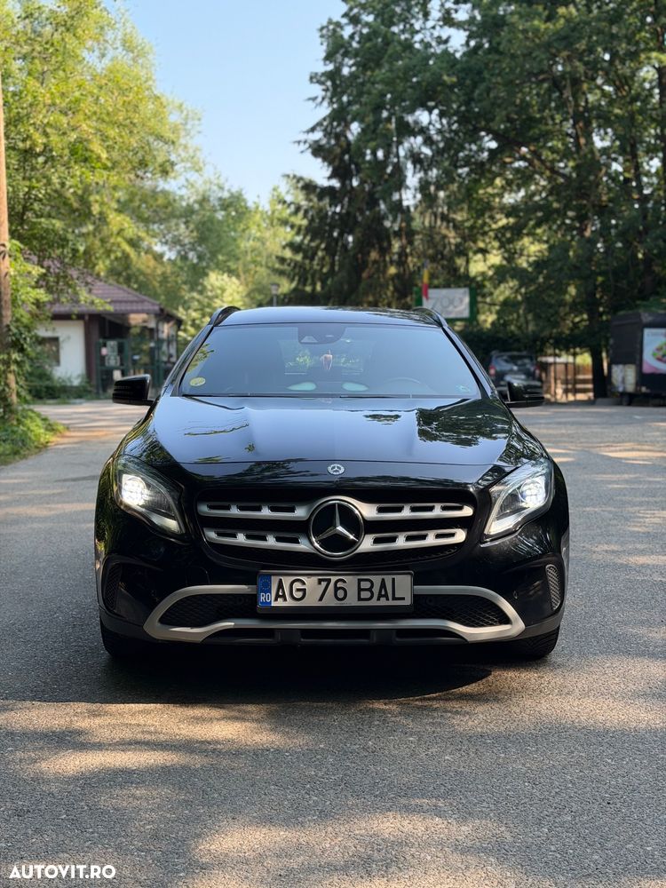 Mercedes-Benz GLA 200 d Aut. - 2
