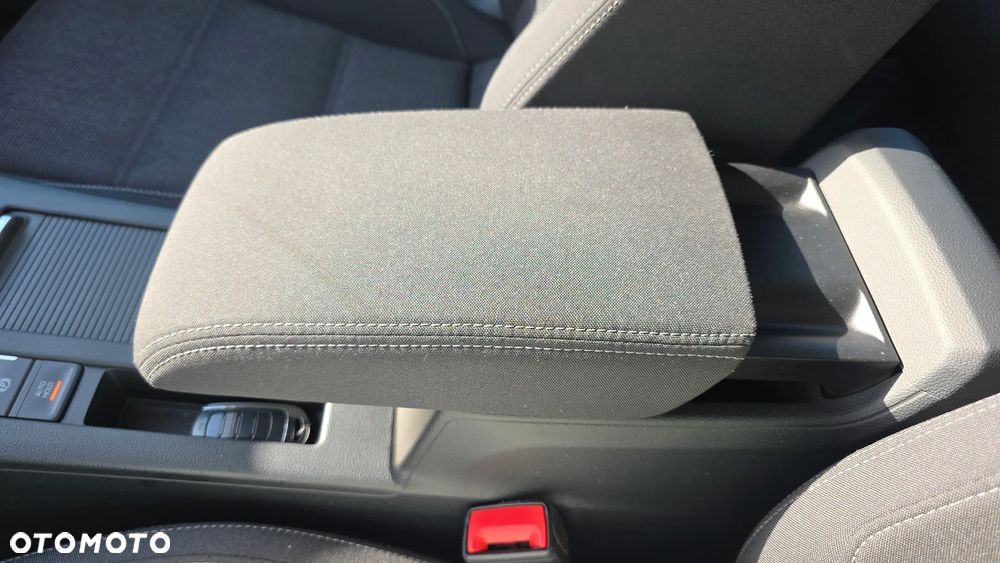 Volkswagen Passat 2.0 TDI SCR Comfortline DSG - 36