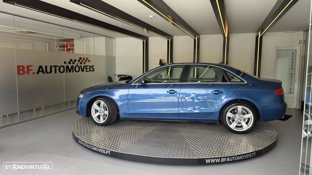 Audi A4 2.0 TDI multitronic - 16