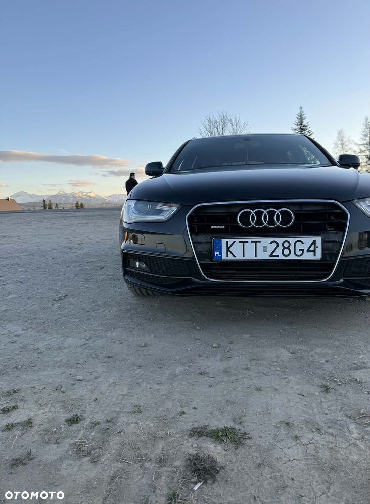 Audi A4 Avant 2.0 TDI Quattro Line - 1