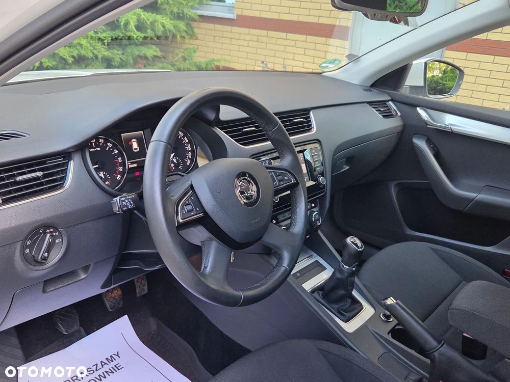 Skoda Octavia 2.0 TDI Drive - 25