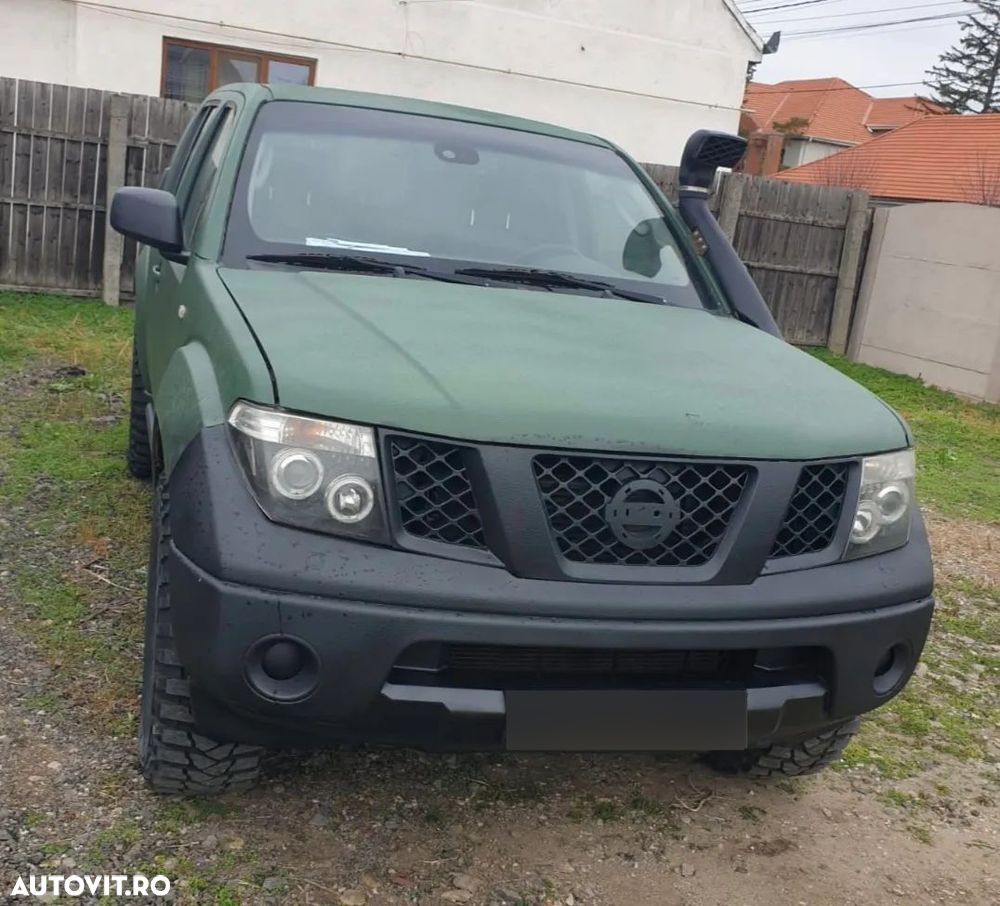 Nissan Pathfinder - 3