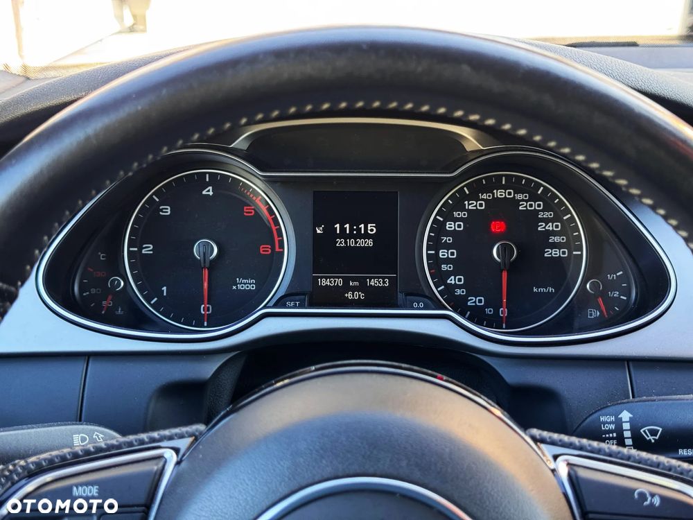 Audi A4 Avant 2.0 TDI DPF quattro S line Sportpaket - 25
