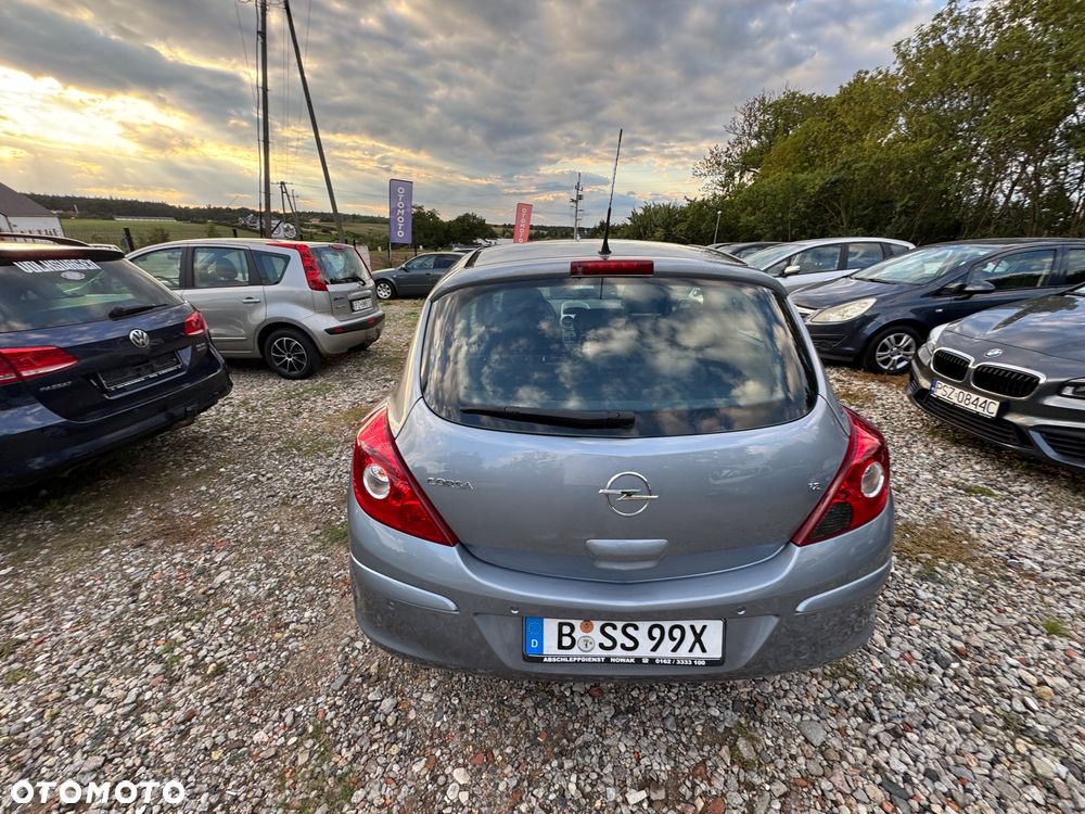 Opel Corsa 1.2 16V Catch me - 19
