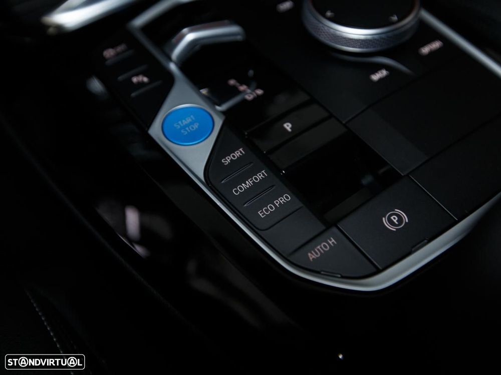 BMW iX3 Inspiring - 36