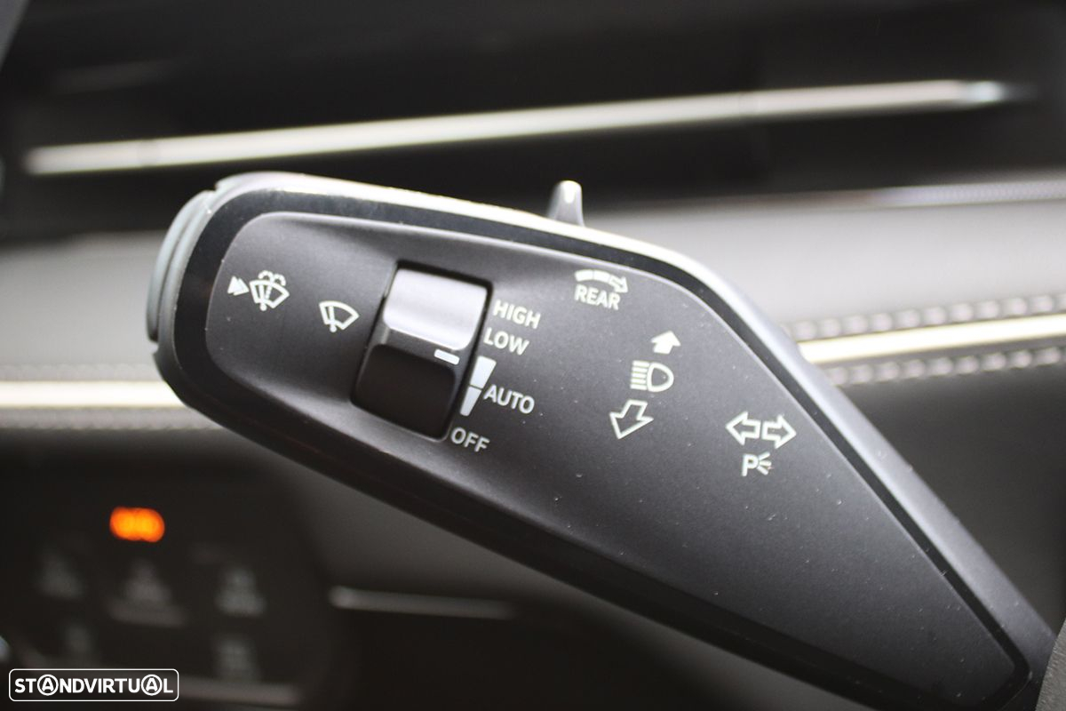 VW ID.7 Tourer 77 kWh Pro Urban - 11