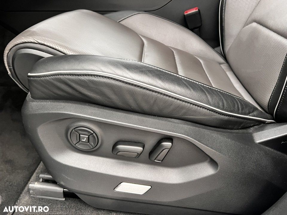 Volkswagen Touareg - 14