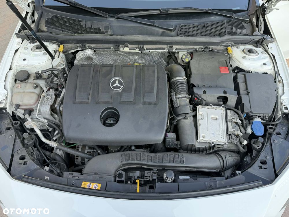 Mercedes-Benz Klasa A 180 d 7G-DCT AMG Line - 11