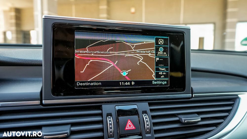 Audi A6 2.0 TDI Ultra S tronic - 13