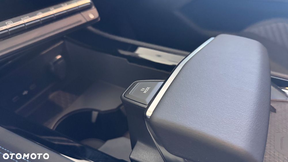 Renault Rafale 1.2 E-Tech PHEV 4x4 300 esprit Alpine MMT - 15