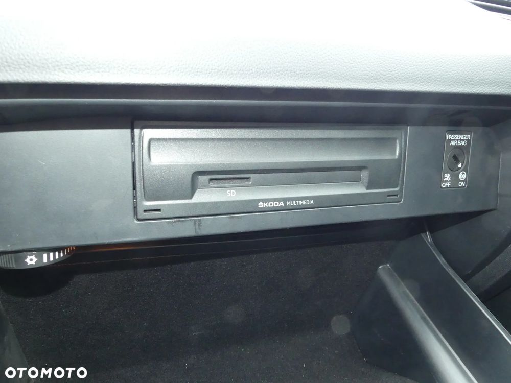 Skoda Octavia 1.6 TDI SCR Style - 30