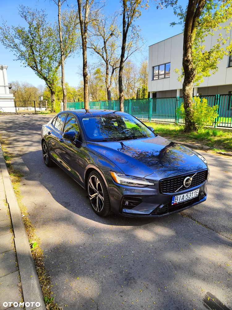 Volvo S60 B5 B AWD Plus Dark - 2