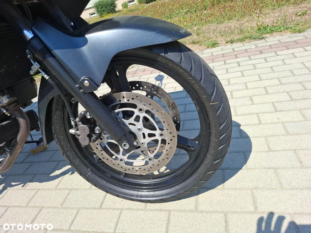 Suzuki V-STROM - 14
