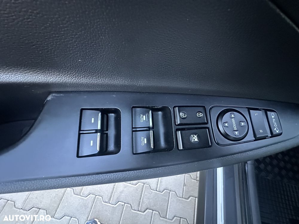 Hyundai Tucson blue 1.6 CRDi 2WD Pure - 19