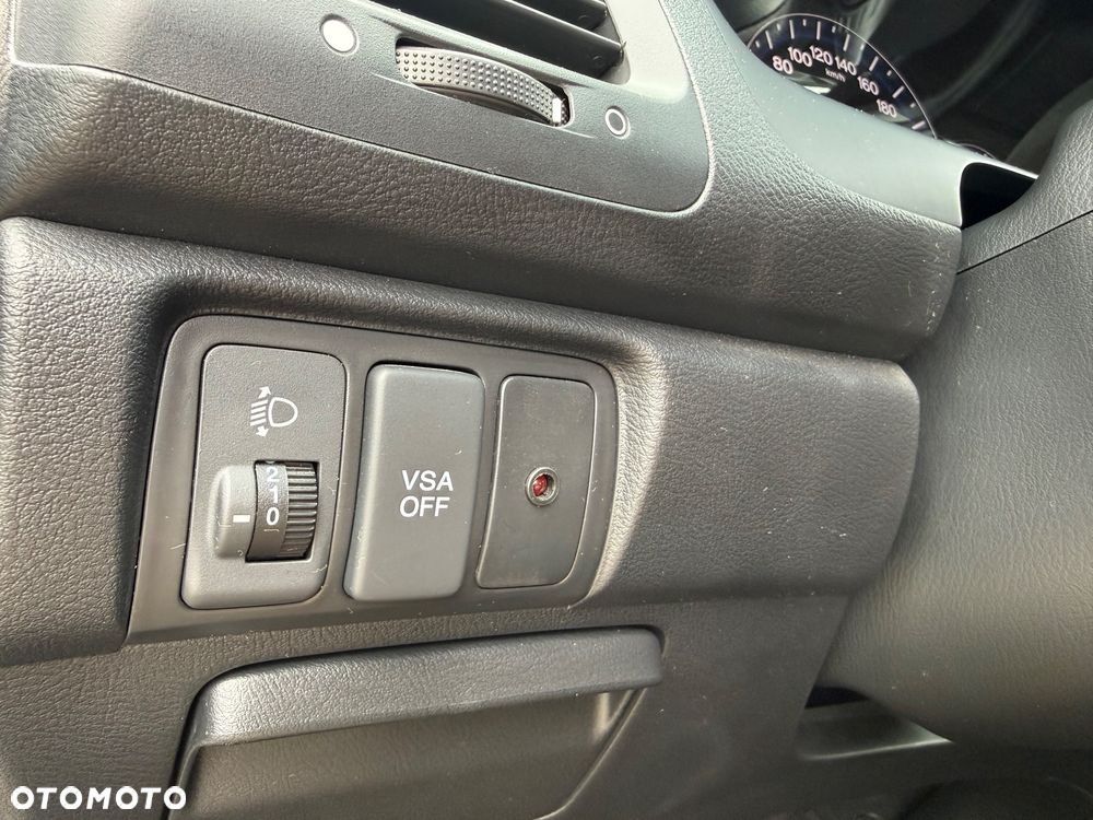 Honda Accord 2.0 Comfort - 37