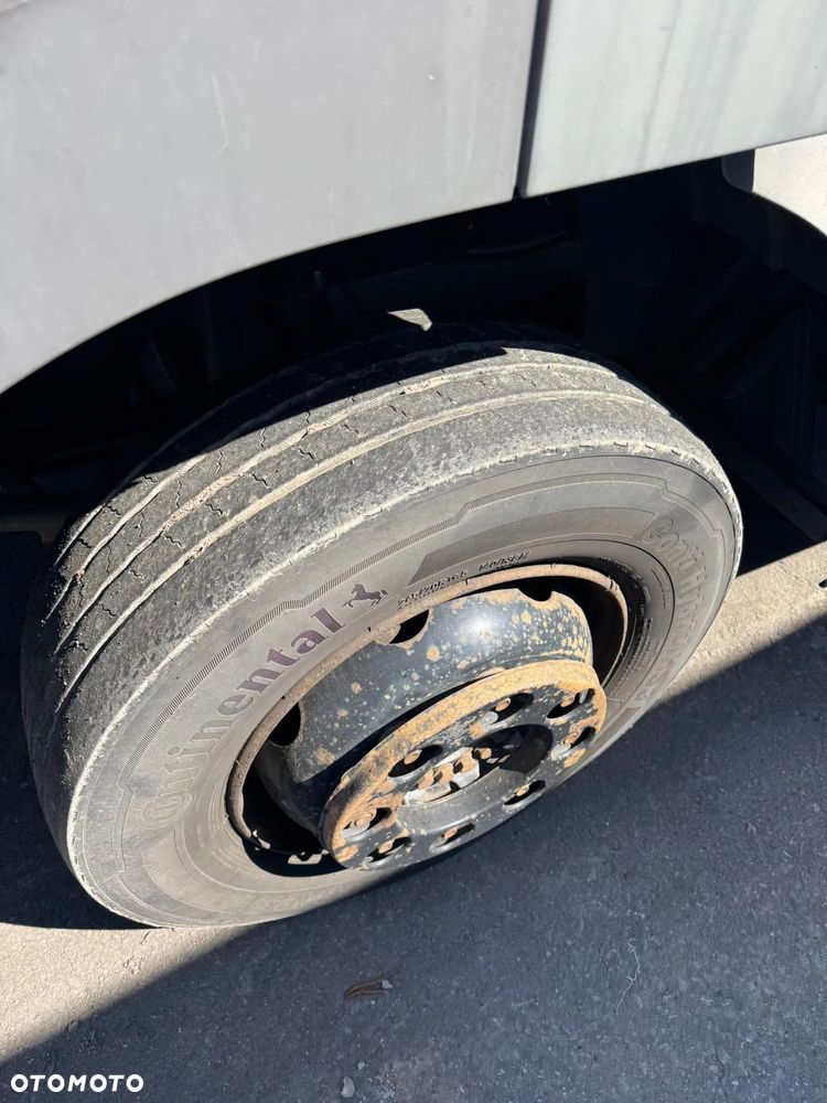 Mercedes-Benz Atego 1224 z Niemiec 9m kontener izoterma podział manual 1222 okazja - 24