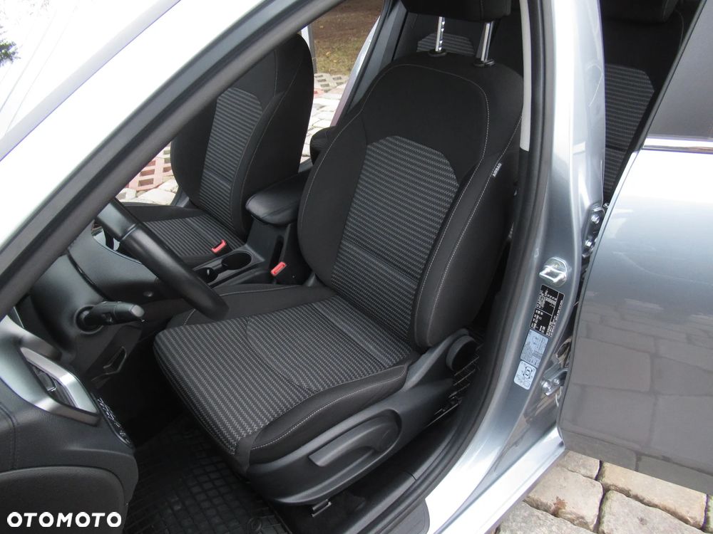 Kia Ceed 1.5 T-GDI M - 6