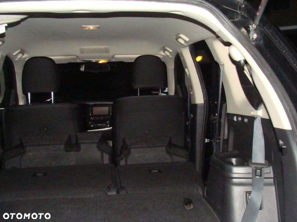 Mitsubishi Outlander 2.0 Intense + 4WD CVT - 18