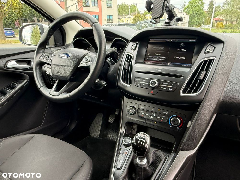 Ford Focus 1.0 EcoBoost Start-Stopp-System Business Edition - 13