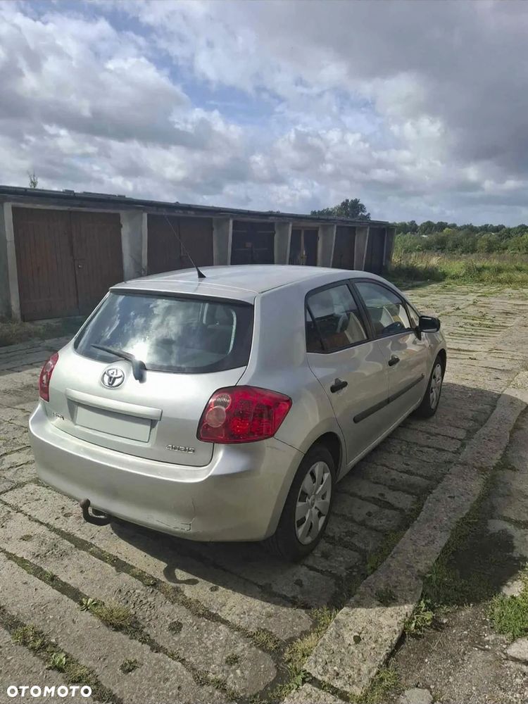 Toyota Auris 1.6 VVT-i Terra - 5