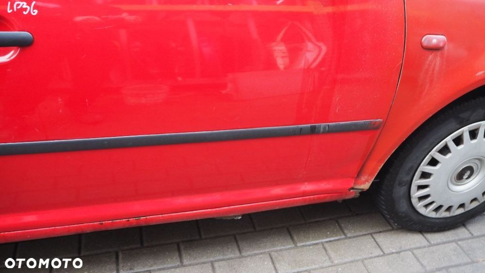 Drzwi Prawe Przednie Prawy Przód VW Golf IV HB LP3G - 4