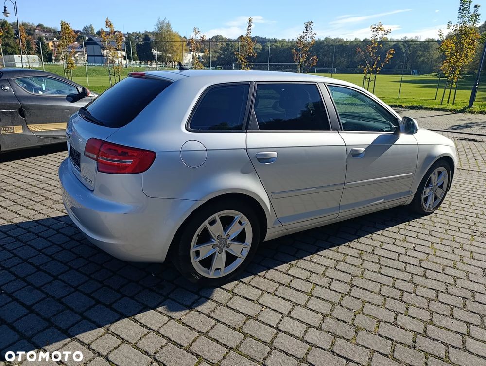 Audi A3 Sportback 2.0 TDI DPF Attraction - 7