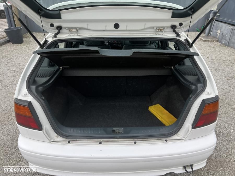 Nissan Almera - 21