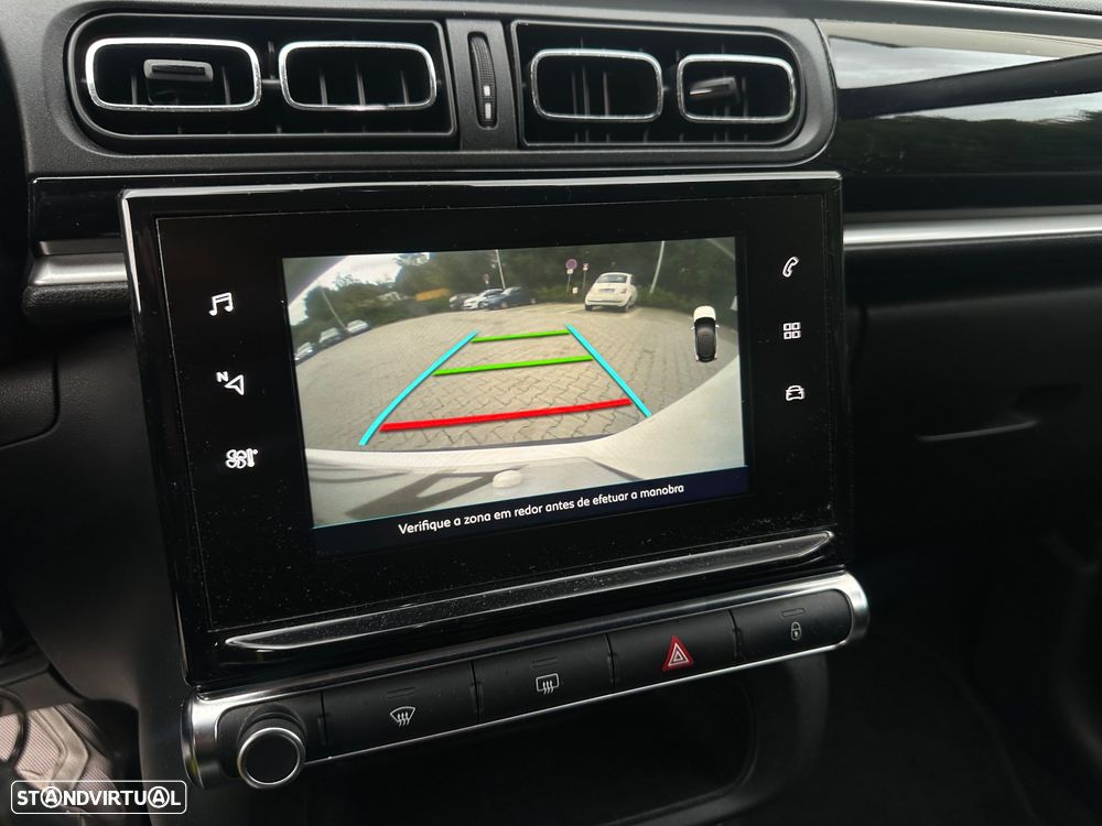 Citroën C3 1.2 PureTech Shine - 16