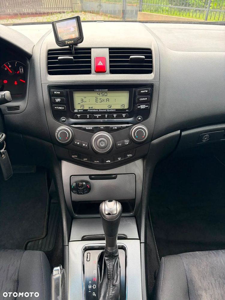 Honda Accord 2.4 Executive - 16