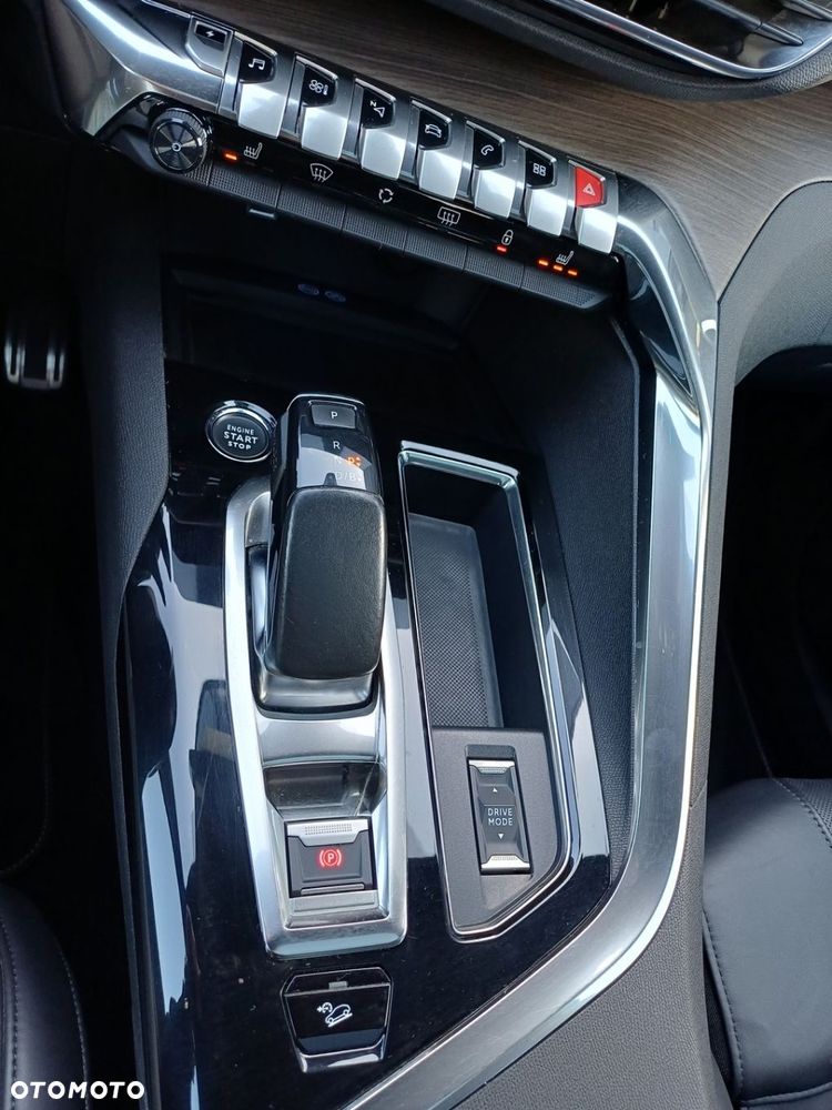 Peugeot 3008 - 18
