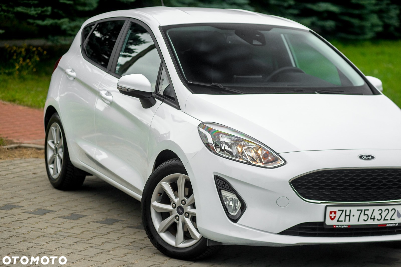 Ford Fiesta 1.0 EcoBoost S&S TITANIUM - 4