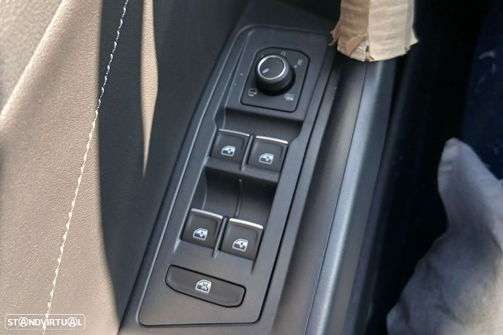 VW T-Roc 1.5 TSI Black Style DSG - 12