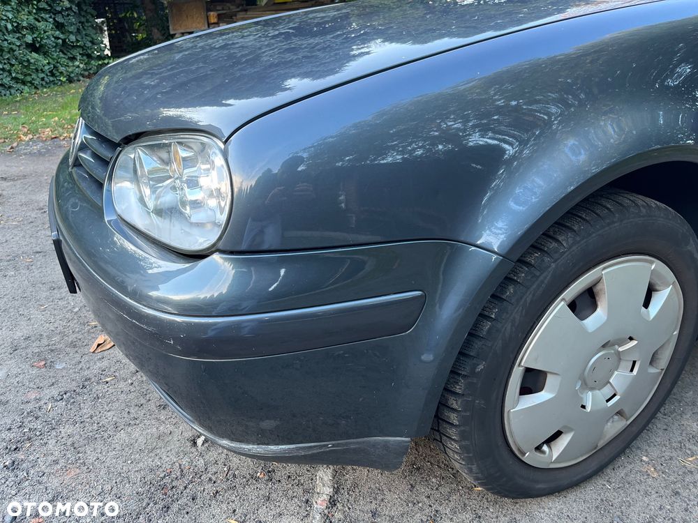 Volkswagen Golf - 10