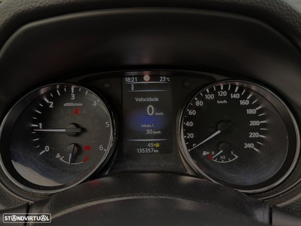 Nissan Qashqai 1.5 dCi N-Connecta - 29