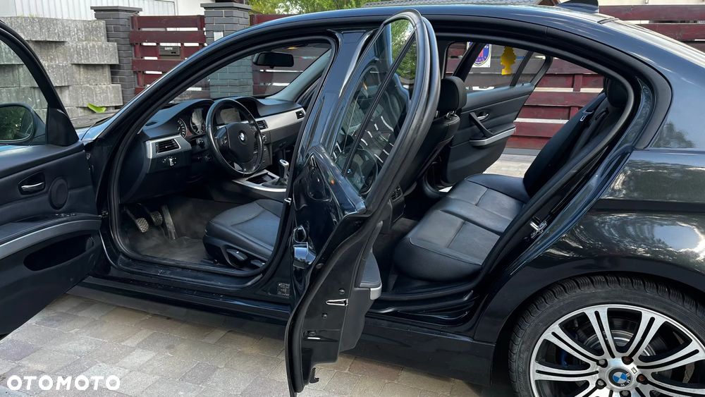 BMW Seria 3 320d xDrive - 7