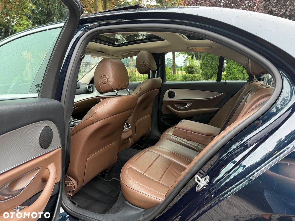 Mercedes-Benz Klasa E 200 d 9G-TRONIC Exclusive - 26