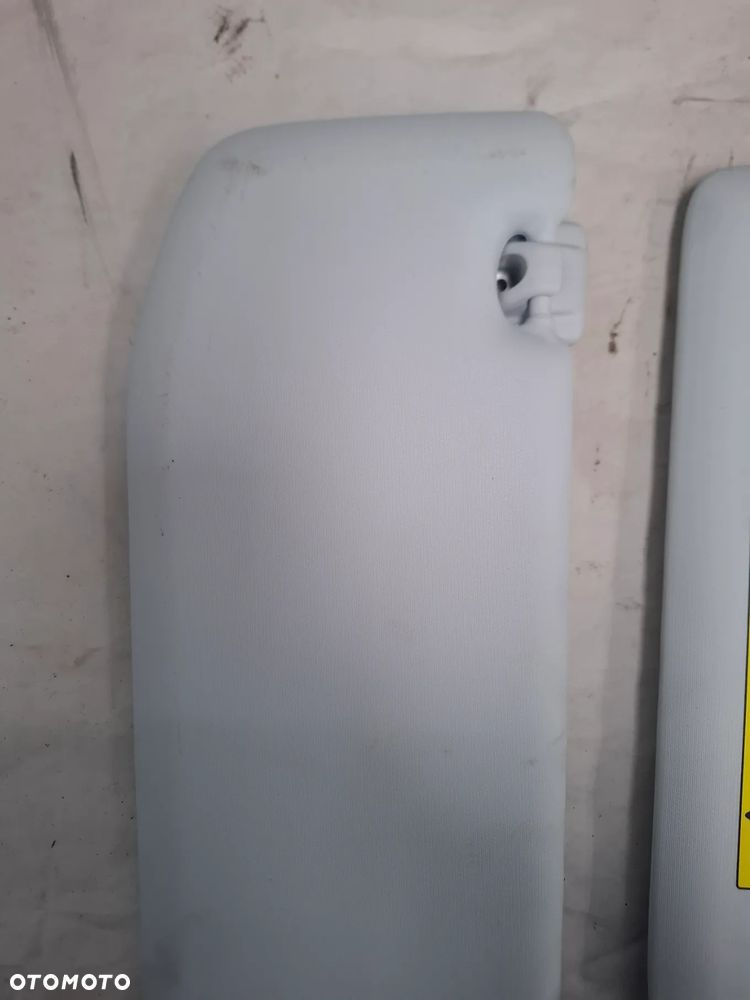 Peugeot 208 Osłony przeciwsłoneczne - 4