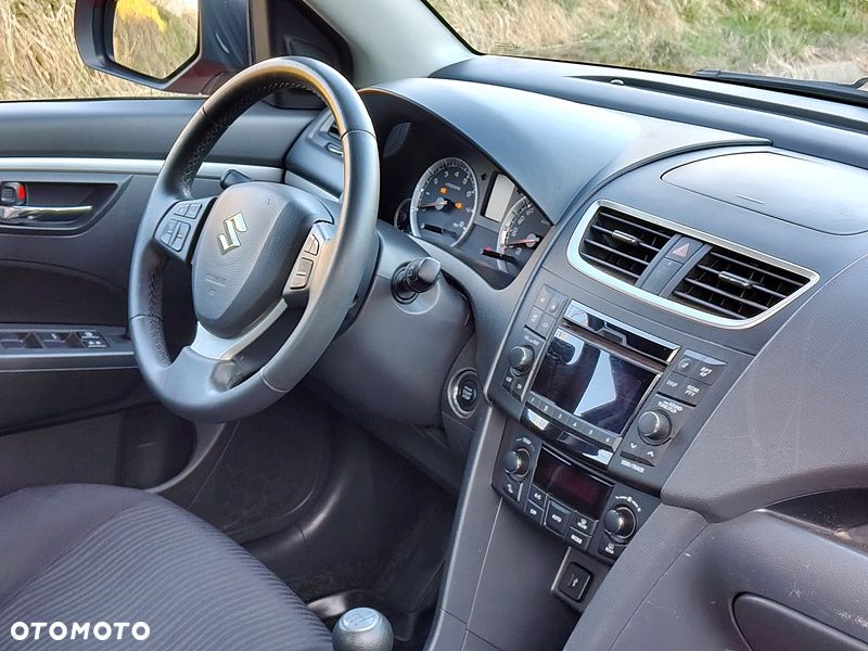 Suzuki Swift 1.2 Premium - 7