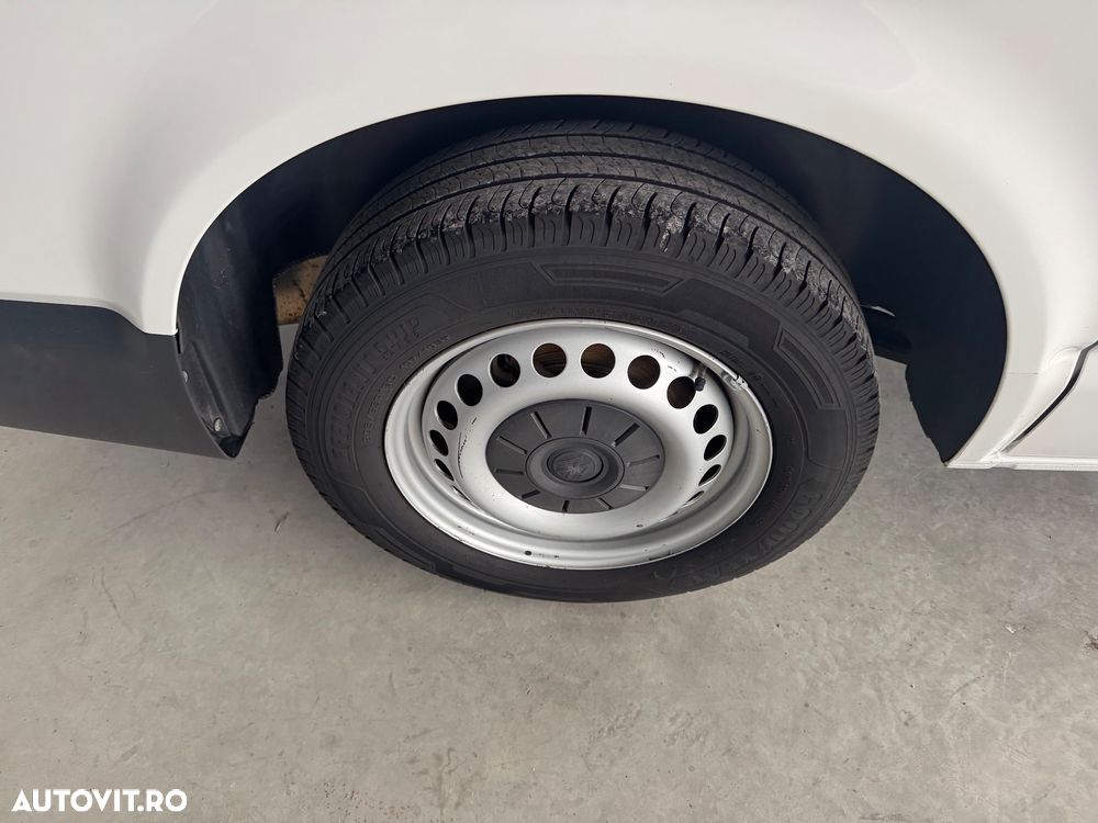 Volkswagen Transporter T6 Kurz Plus Comfortline - 32