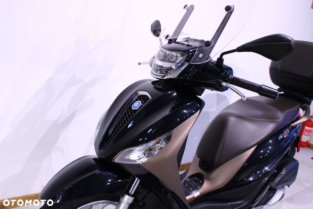 Piaggio Medley - 11