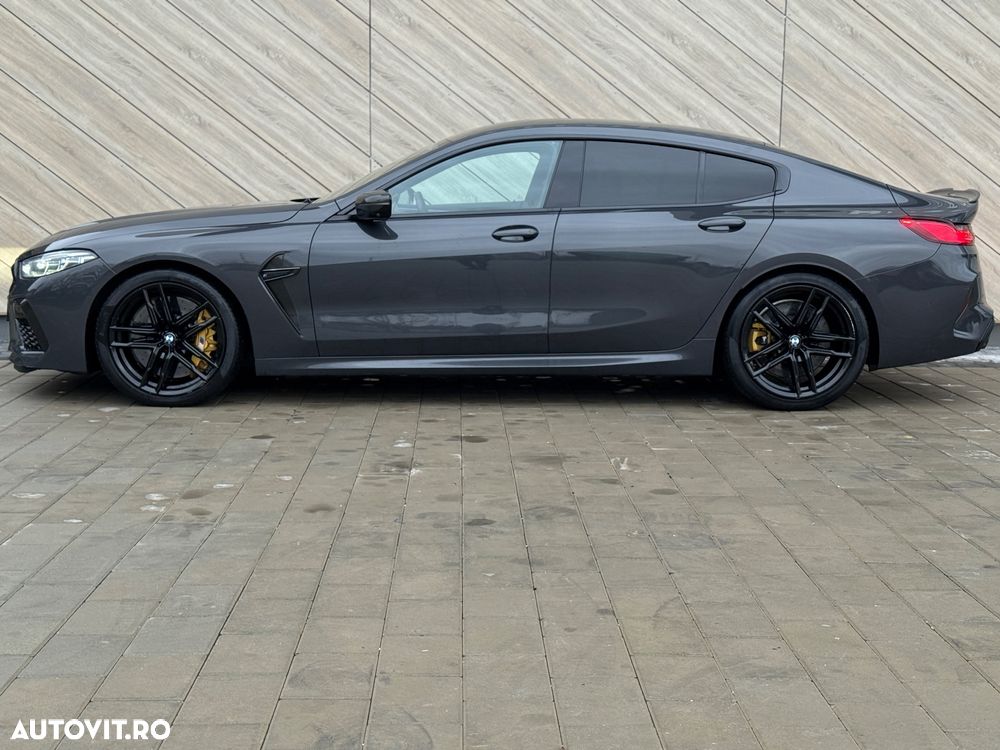 BMW M8 - 8