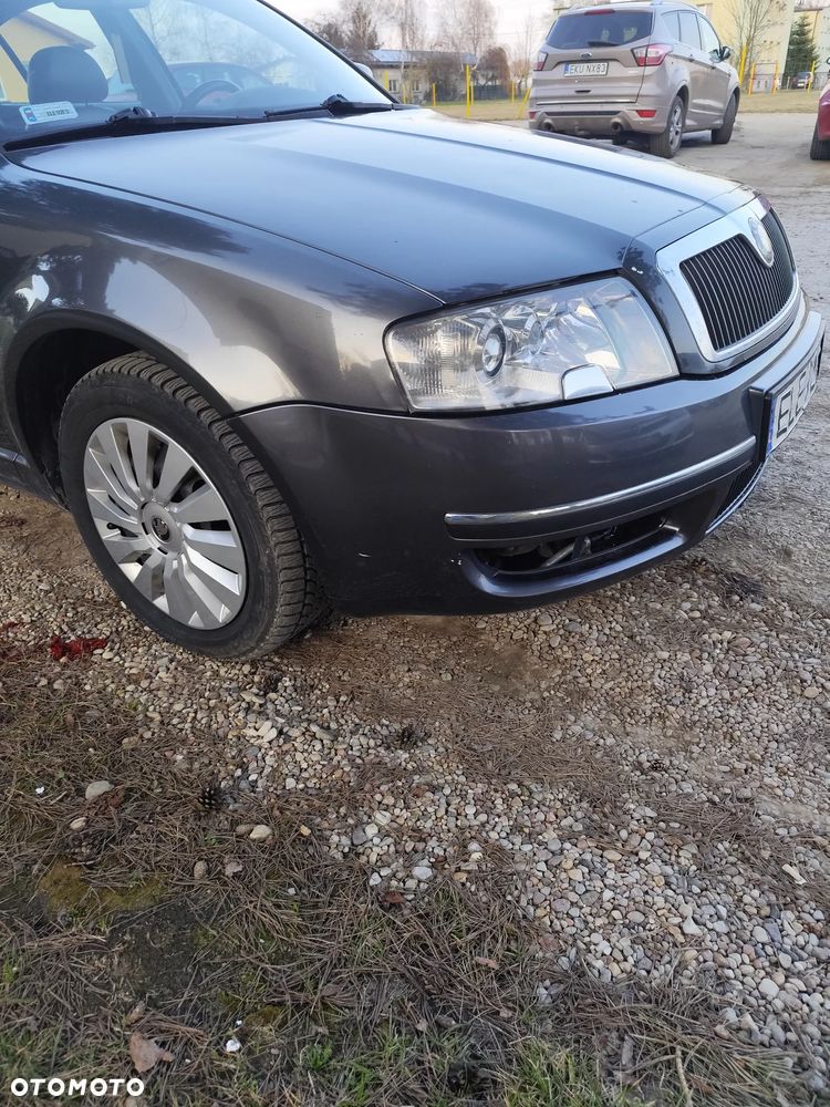 Skoda Superb 2.8 V6 Platinum - 11